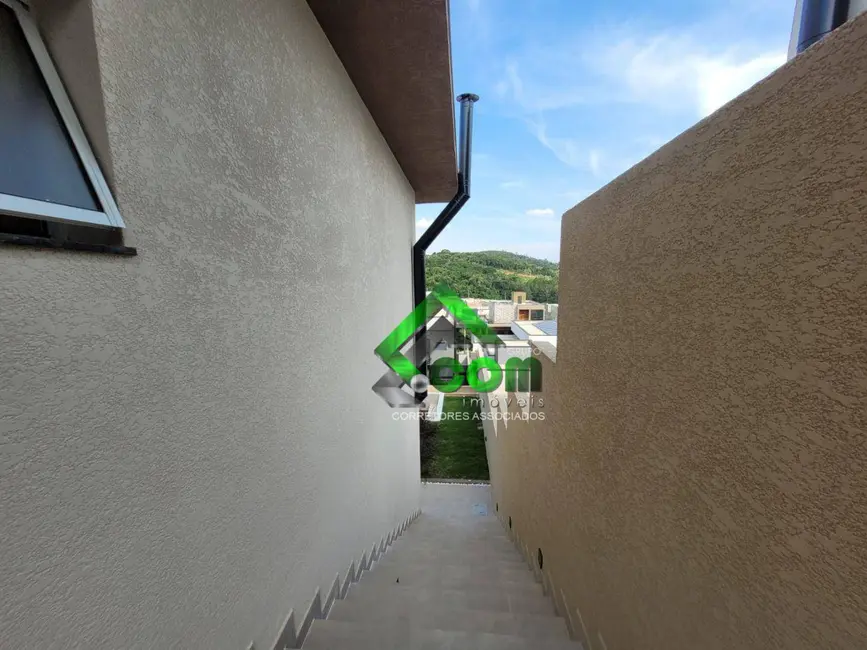 Casa de Condomínio com 3 quartos à venda, 360m2 em Atibaia - SP - imagem 7 Foto 7 de Casa de Condomínio com 3 quartos à venda, 360m2 em Atibaia - SP