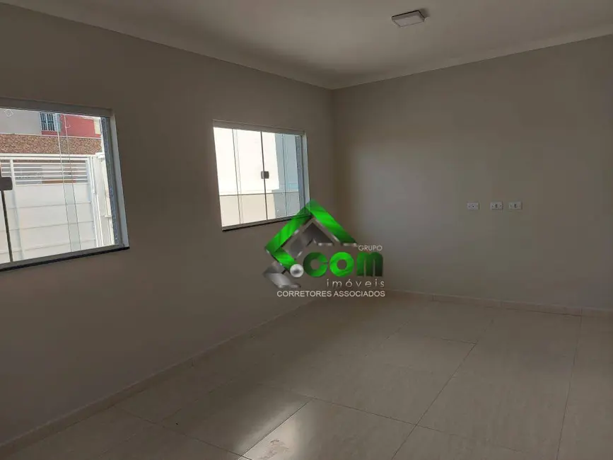 Foto 8 de Casa com 2 quartos à venda, 175m2 em Atibaia - SP