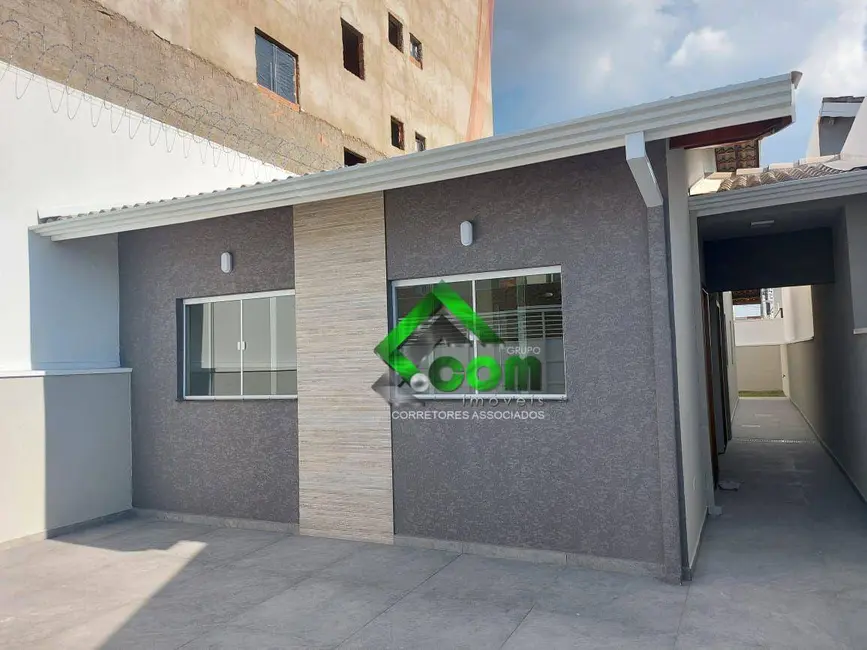 Foto 1 de Casa com 2 quartos à venda, 175m2 em Atibaia - SP