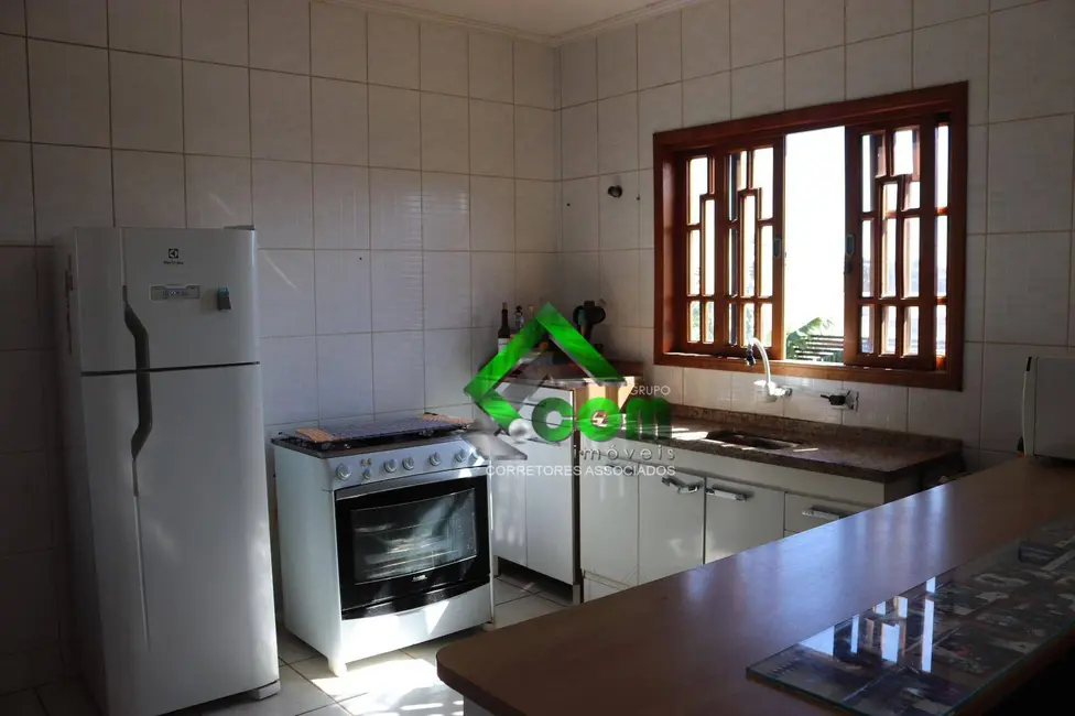 Foto 9 de Casa de Condomínio com 2 quartos à venda, 510m2 em Jardim Shangri-Lá, Atibaia - SP