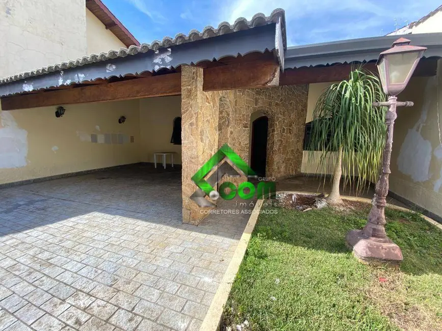 Foto 2 de Casa com 4 quartos à venda, 414m2 em Jardim do Lago, Atibaia - SP