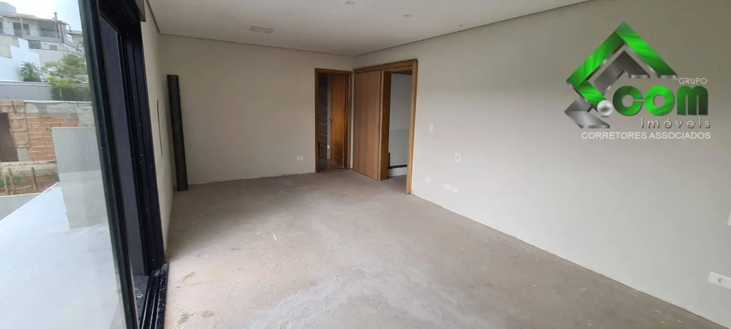 Casa de Condomínio com 3 quartos à venda, 600m2 em Atibaia - SP - imagem 2 Foto 2 de Casa de Condomínio com 3 quartos à venda, 600m2 em Atibaia - SP