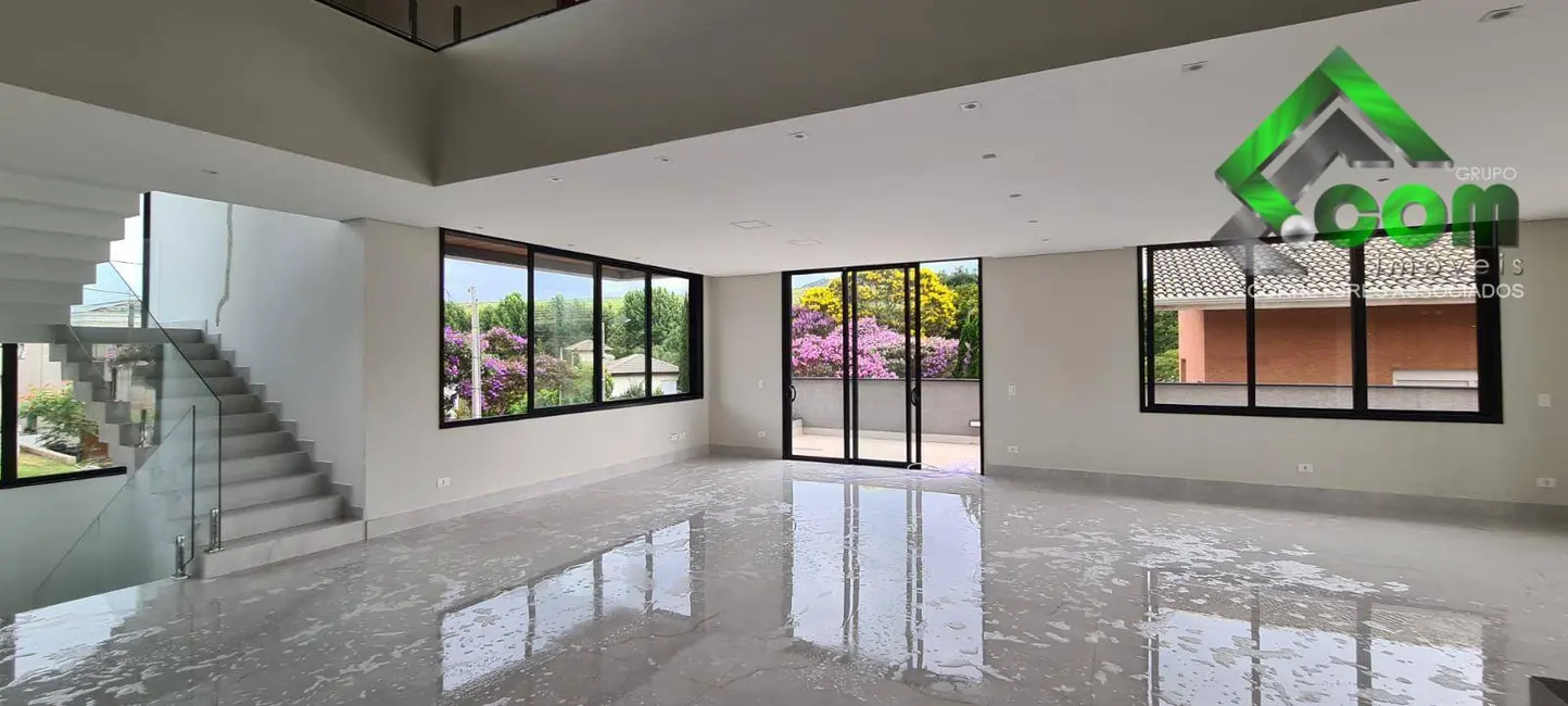 Casa de Condomínio com 3 quartos à venda, 600m2 em Atibaia - SP - imagem 3 Foto 3 de Casa de Condomínio com 3 quartos à venda, 600m2 em Atibaia - SP