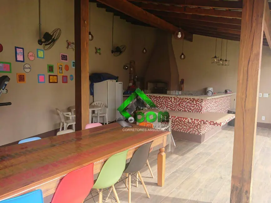 Foto 6 de Casa com 4 quartos à venda, 390m2 em Vila Thais, Atibaia - SP