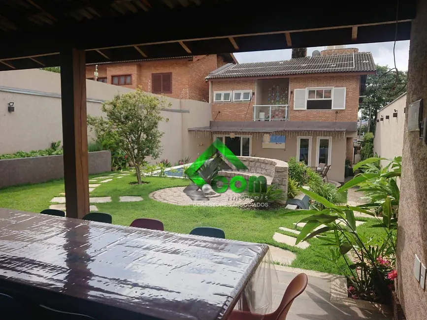 Foto 8 de Casa com 4 quartos à venda, 390m2 em Vila Thais, Atibaia - SP