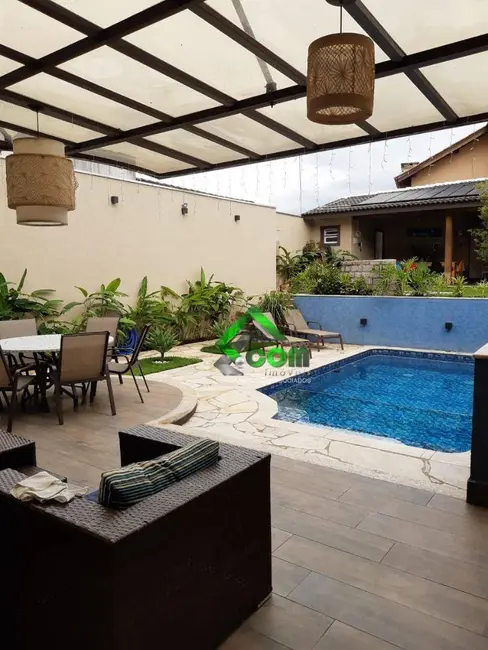 Foto 3 de Casa com 4 quartos à venda, 390m2 em Vila Thais, Atibaia - SP