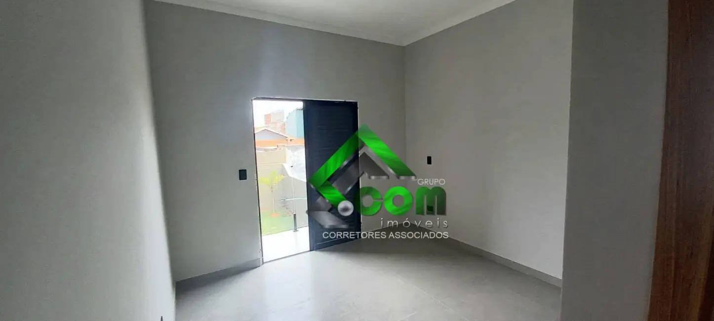 Foto 2 de Casa com 3 quartos à venda, 170m2 em Alvinópolis, Atibaia - SP