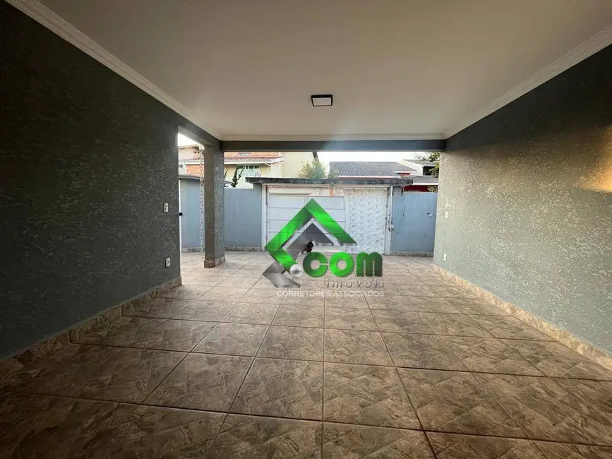 Casa com 3 quartos à venda, 535m2 em Jardim Paulista, Atibaia - SP - imagem 5 Foto 5 de Casa com 3 quartos à venda, 535m2 em Jardim Paulista, Atibaia - SP