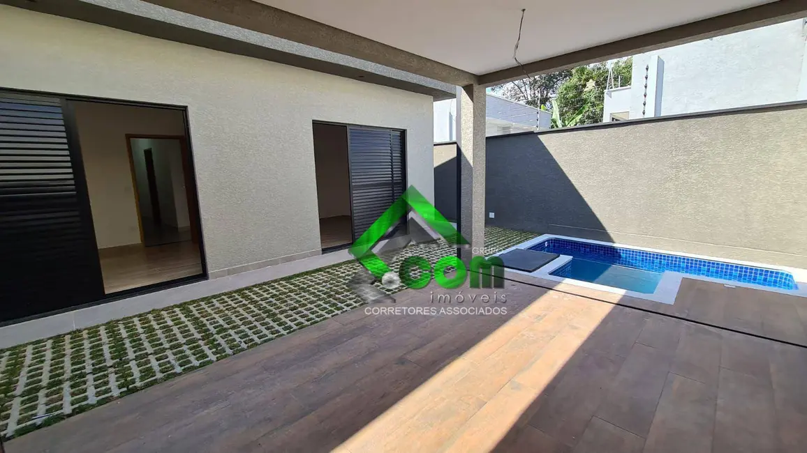 Casa com 3 quartos à venda, 270m2 em Jardim América, Atibaia - SP - imagem 3 Foto 3 de Casa com 3 quartos à venda, 270m2 em Jardim América, Atibaia - SP