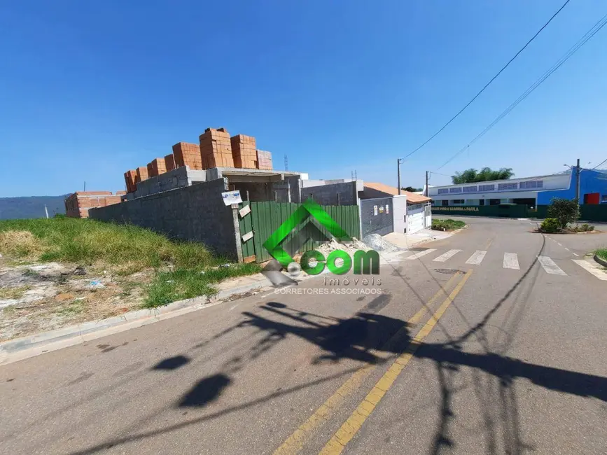 Foto 1 de Terreno / Lote à venda, 200m2 em Bom Jesus Dos Perdoes - SP