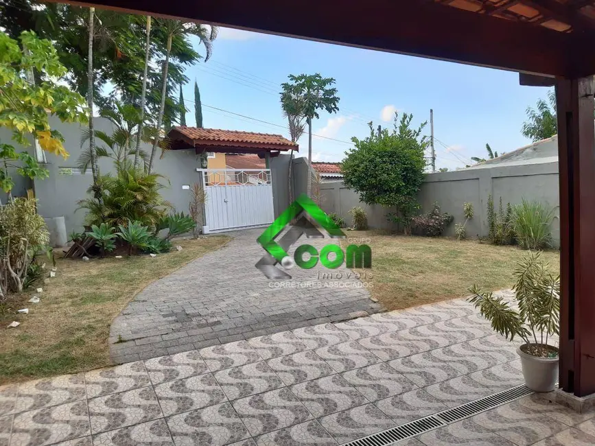 Foto 1 de Casa com 3 quartos à venda, 403m2 em Jardim do Lago, Atibaia - SP