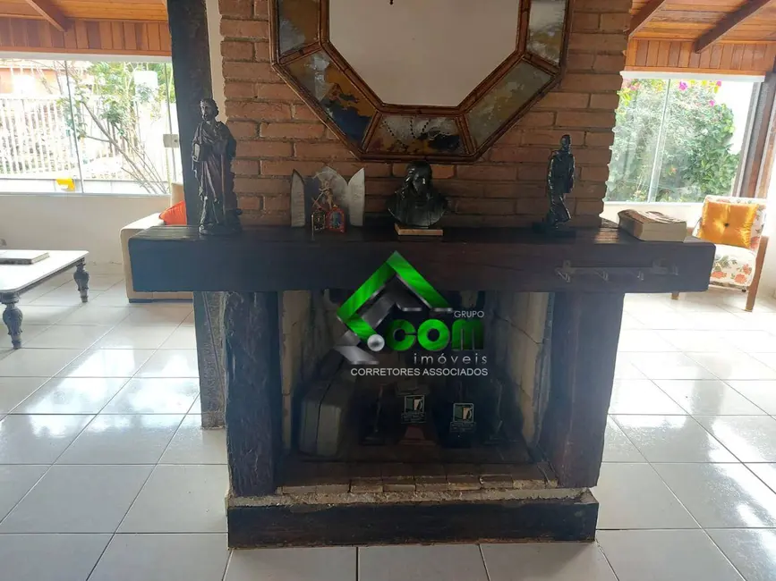 Foto 9 de Casa com 3 quartos à venda, 424m2 em Retiro das Fontes, Atibaia - SP