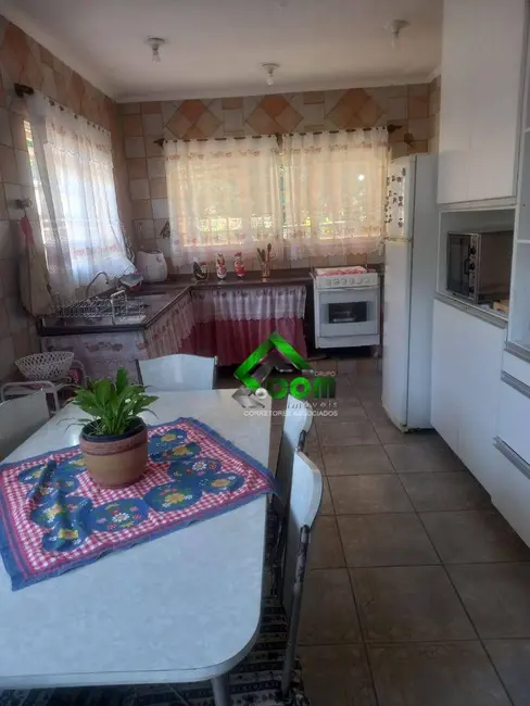 Foto 3 de Casa com 4 quartos à venda, 364m2 em Jardim do Lago, Atibaia - SP