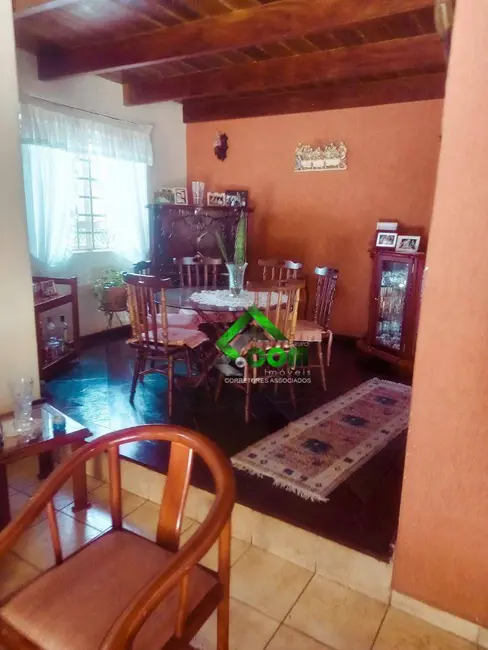 Foto 9 de Casa com 4 quartos à venda, 364m2 em Jardim do Lago, Atibaia - SP