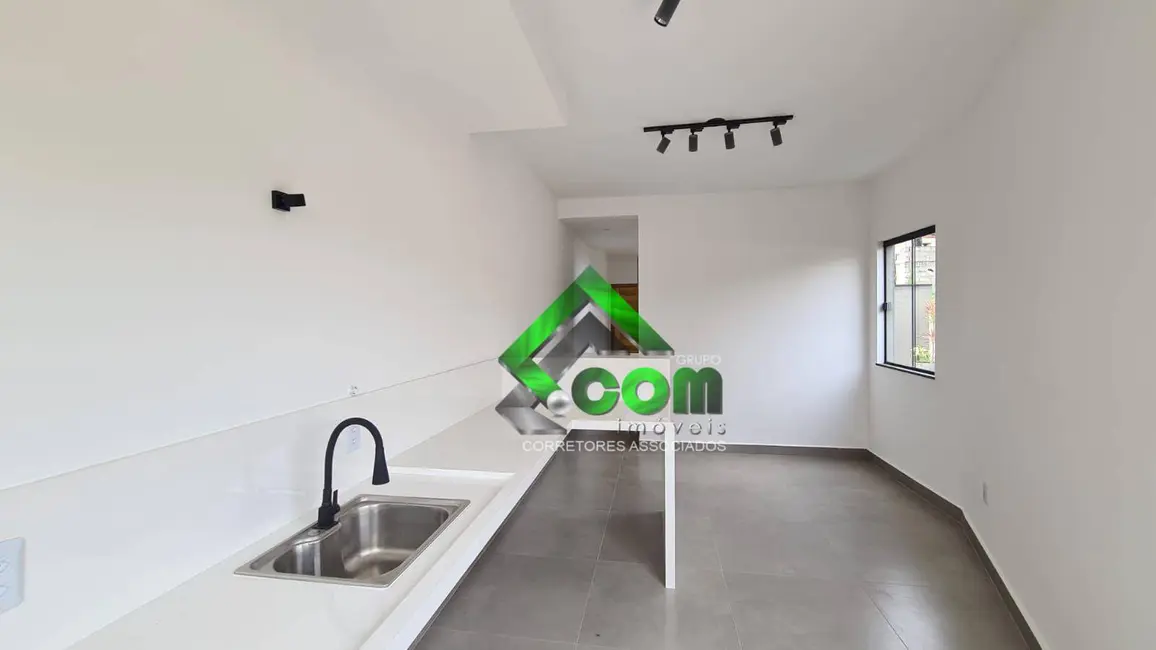 Foto 6 de Casa com 2 quartos à venda, 150m2 em Jardim América, Atibaia - SP