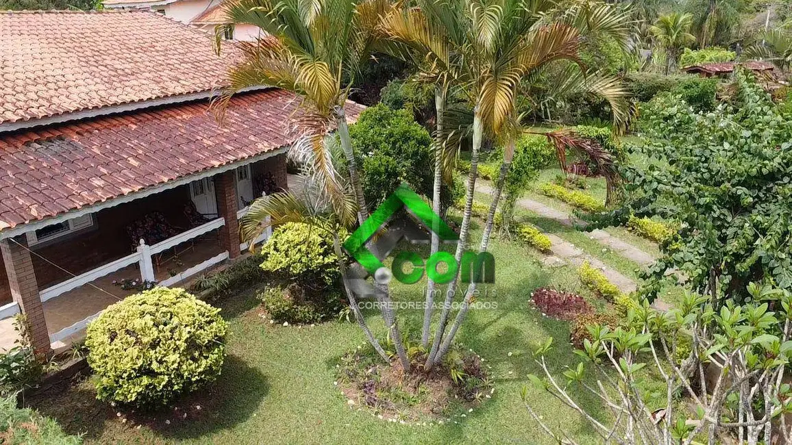 Chácara com 2 quartos à venda, 2450m2 em Jardim Residencial Santa Luiza, Atibaia - SP - imagem 6 Foto 6 de Chácara com 2 quartos à venda, 2450m2 em Jardim Residencial Santa Luiza, Atibaia - SP