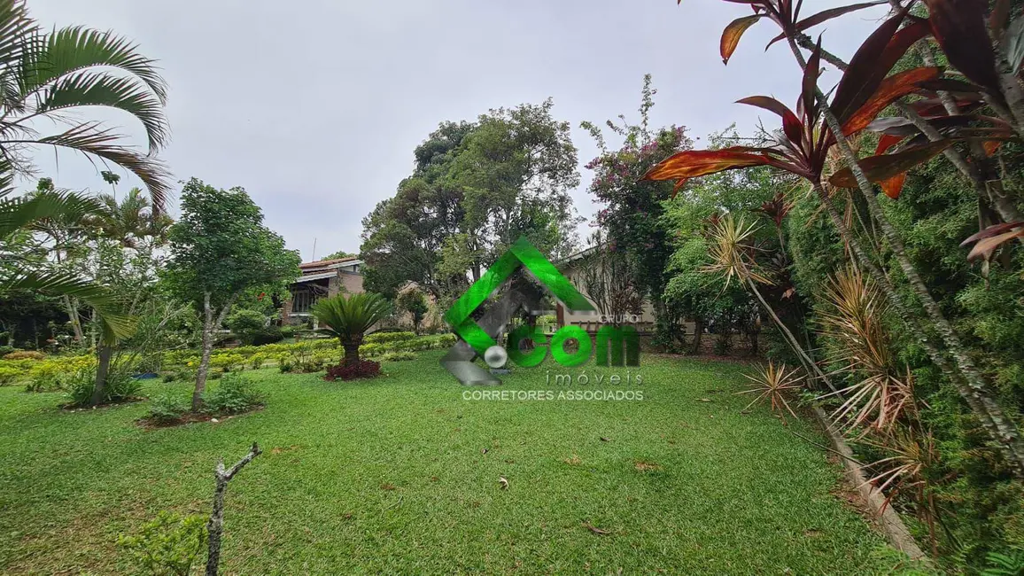 Chácara com 2 quartos à venda, 2450m2 em Jardim Residencial Santa Luiza, Atibaia - SP - imagem 4 Foto 4 de Chácara com 2 quartos à venda, 2450m2 em Jardim Residencial Santa Luiza, Atibaia - SP