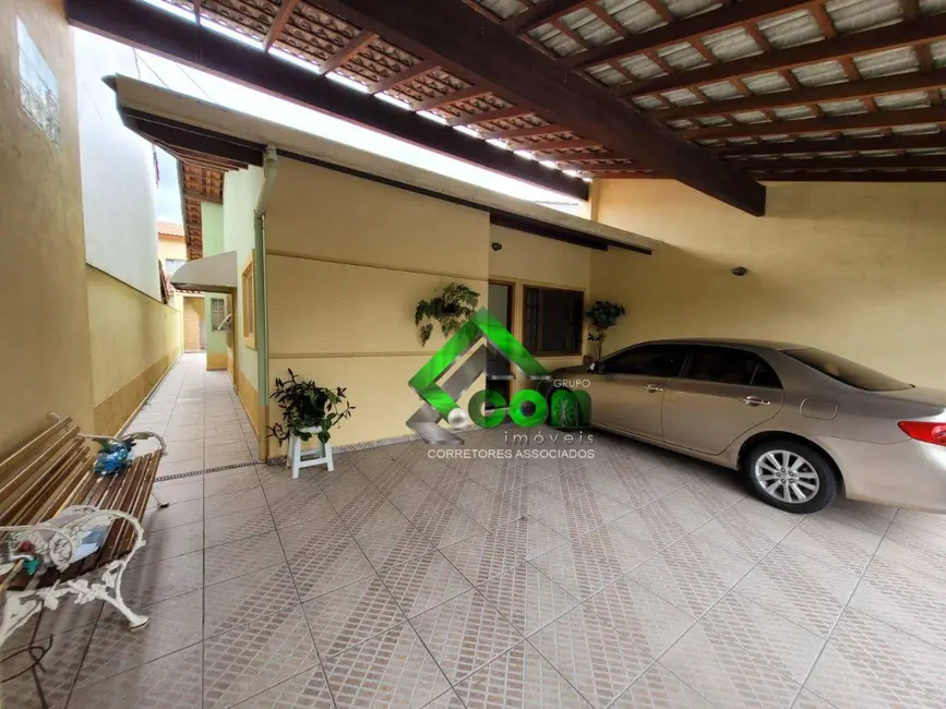 Casa com 2 quartos à venda, 180m2 em Atibaia - SP - imagem 1 Foto 1 de Casa com 2 quartos à venda, 180m2 em Atibaia - SP