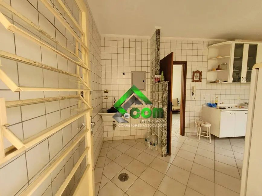 Casa com 2 quartos à venda, 180m2 em Atibaia - SP - imagem 9 Foto 9 de Casa com 2 quartos à venda, 180m2 em Atibaia - SP