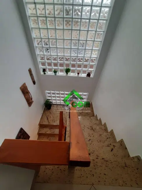 Casa de Condomínio com 3 quartos à venda, 300m2 em Atibaia - SP - imagem 3 Foto 3 de Casa de Condomínio com 3 quartos à venda, 300m2 em Atibaia - SP