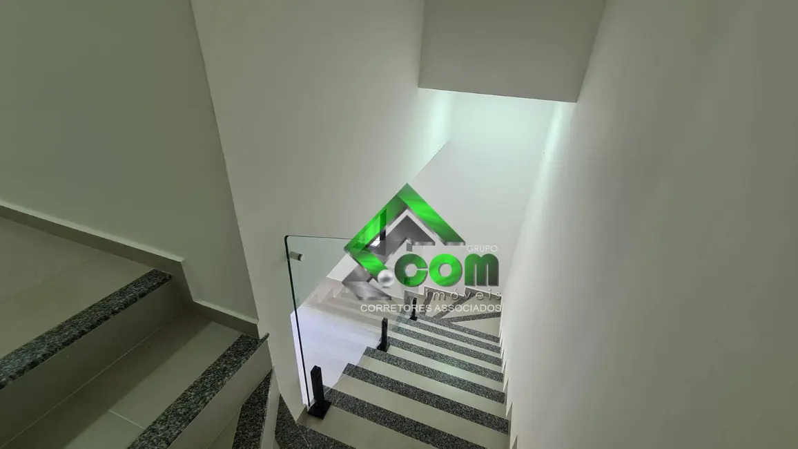 Foto 5 de Casa com 3 quartos à venda, 180m2 em Vila Petrópolis, Atibaia - SP