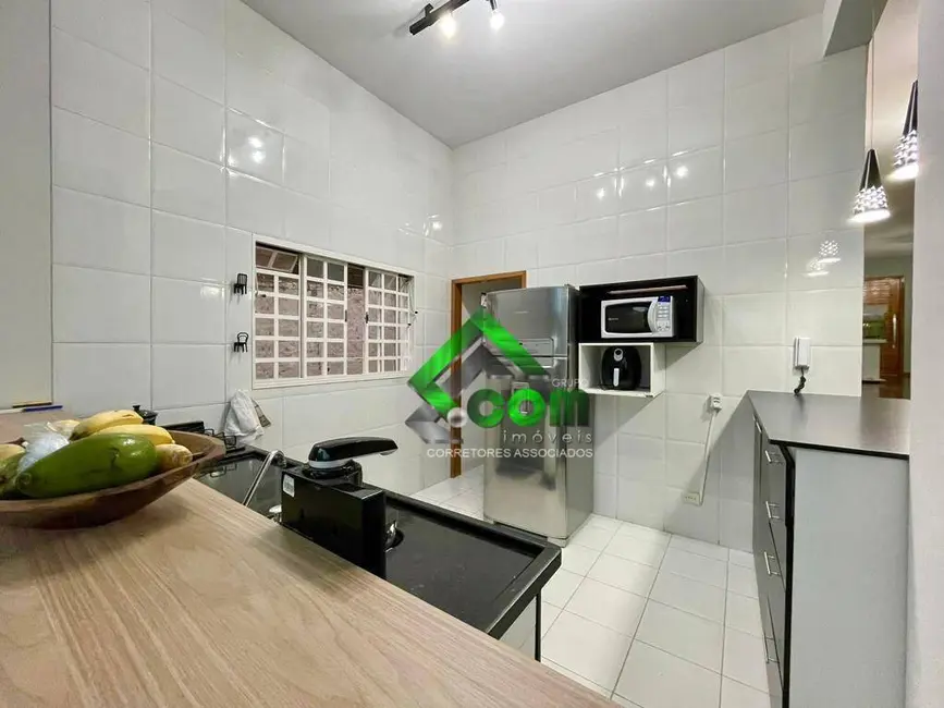Foto 6 de Casa com 3 quartos à venda, 480m2 em Jardim dos Pinheiros, Atibaia - SP
