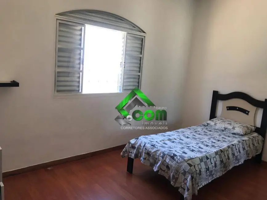 Foto 7 de Casa com 3 quartos à venda, 462m2 em Vila Petrópolis, Atibaia - SP