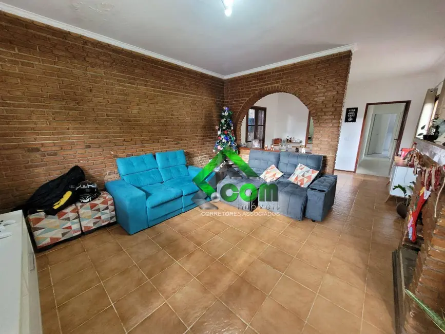 Casa com 4 quartos à venda, 321m2 em Jardim Floresta, Atibaia - SP - imagem 2 Foto 2 de Casa com 4 quartos à venda, 321m2 em Jardim Floresta, Atibaia - SP
