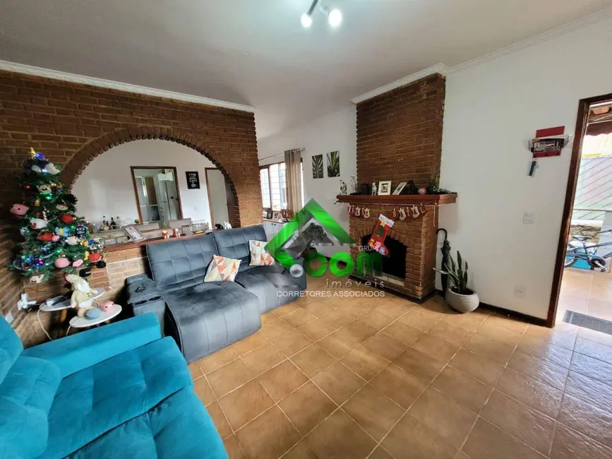 Casa com 4 quartos à venda, 321m2 em Jardim Floresta, Atibaia - SP - imagem 3 Foto 3 de Casa com 4 quartos à venda, 321m2 em Jardim Floresta, Atibaia - SP