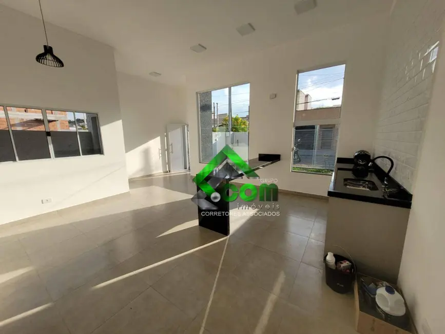 Casa com 2 quartos à venda, 181m2 em Atibaia - SP - imagem 2 Foto 2 de Casa com 2 quartos à venda, 181m2 em Atibaia - SP