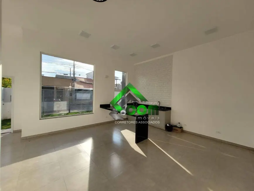 Casa com 2 quartos à venda, 181m2 em Atibaia - SP - imagem 3 Foto 3 de Casa com 2 quartos à venda, 181m2 em Atibaia - SP