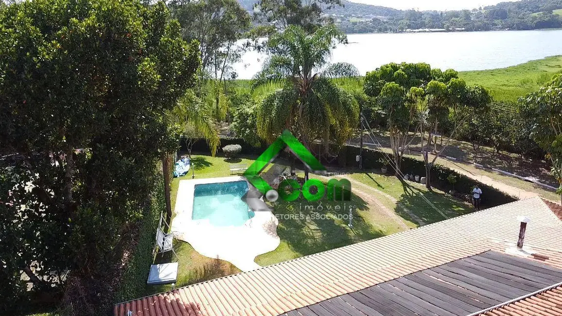 Casa de Condomínio com 3 quartos à venda, 1052m2 em Vila Dom Pedro, Atibaia - SP - imagem 9 Foto 9 de Casa de Condomínio com 3 quartos à venda, 1052m2 em Vila Dom Pedro, Atibaia - SP