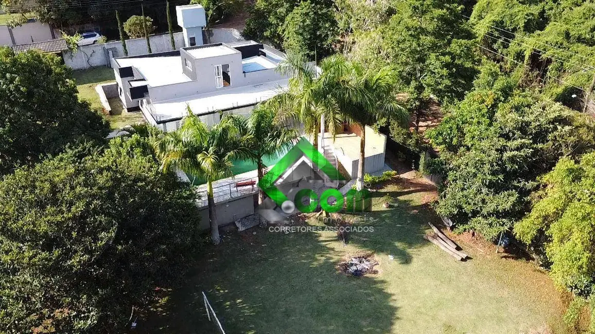 Casa de Condomínio com 3 quartos à venda, 1000m2 em Vila Dom Pedro, Atibaia - SP - imagem 8 Foto 8 de Casa de Condomínio com 3 quartos à venda, 1000m2 em Vila Dom Pedro, Atibaia - SP