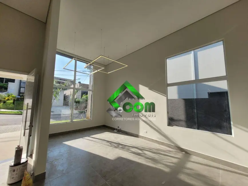 Foto 5 de Casa de Condomínio com 3 quartos à venda, 360m2 em Rio Abaixo, Atibaia - SP