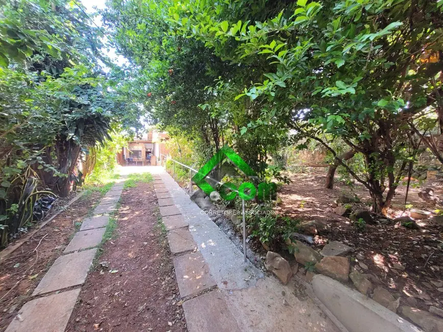 Foto 1 de Casa com 2 quartos à venda, 454m2 em Atibaia - SP