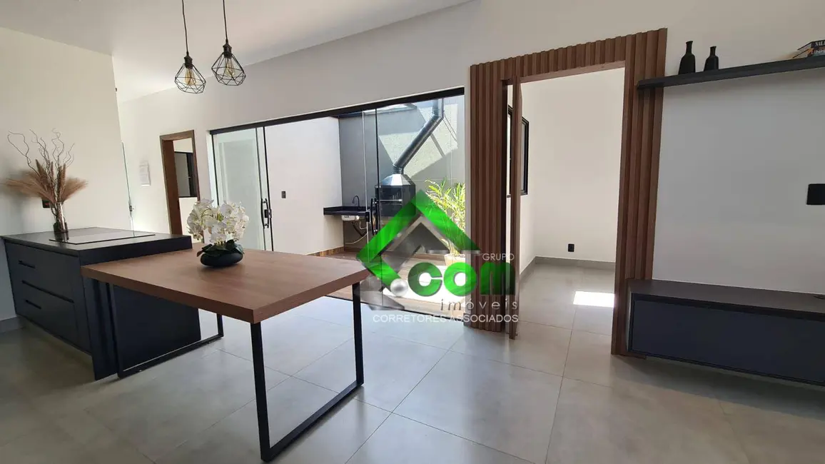 Casa com 3 quartos à venda, 140m2 em Residencial Piemonte, Braganca Paulista - SP - imagem 6 Foto 6 de Casa com 3 quartos à venda, 140m2 em Residencial Piemonte, Braganca Paulista - SP
