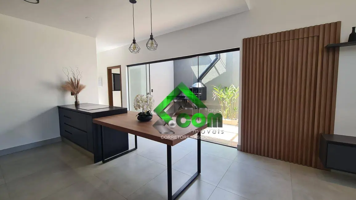 Casa com 3 quartos à venda, 140m2 em Residencial Piemonte, Braganca Paulista - SP - imagem 5 Foto 5 de Casa com 3 quartos à venda, 140m2 em Residencial Piemonte, Braganca Paulista - SP