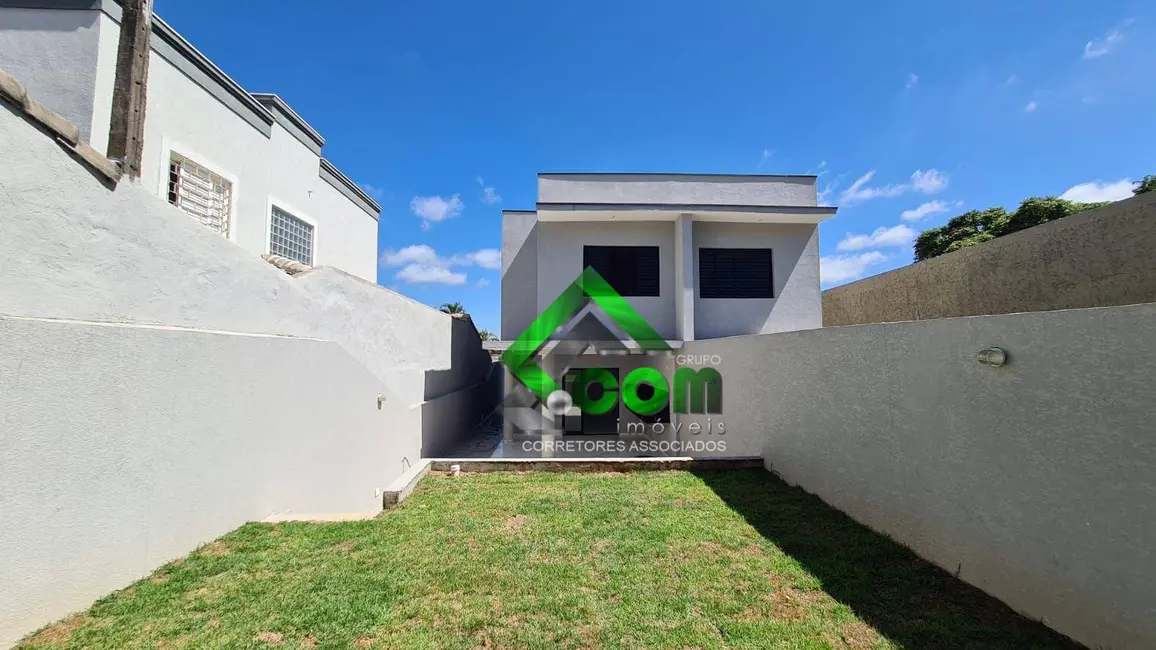 Foto 2 de Casa com 3 quartos à venda, 240m2 em Jardim dos Pinheiros, Atibaia - SP