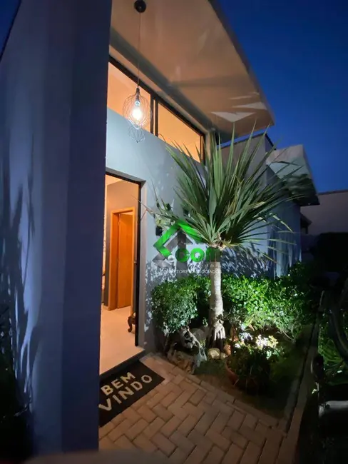Foto 1 de Casa de Condomínio com 3 quartos à venda, 260m2 em Nova Gardênia, Atibaia - SP