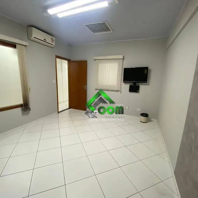 Sala Comercial para alugar, 130m2 em Vila Thais, Atibaia - SP - imagem 2 Foto 2 de Sala Comercial para alugar, 130m2 em Vila Thais, Atibaia - SP