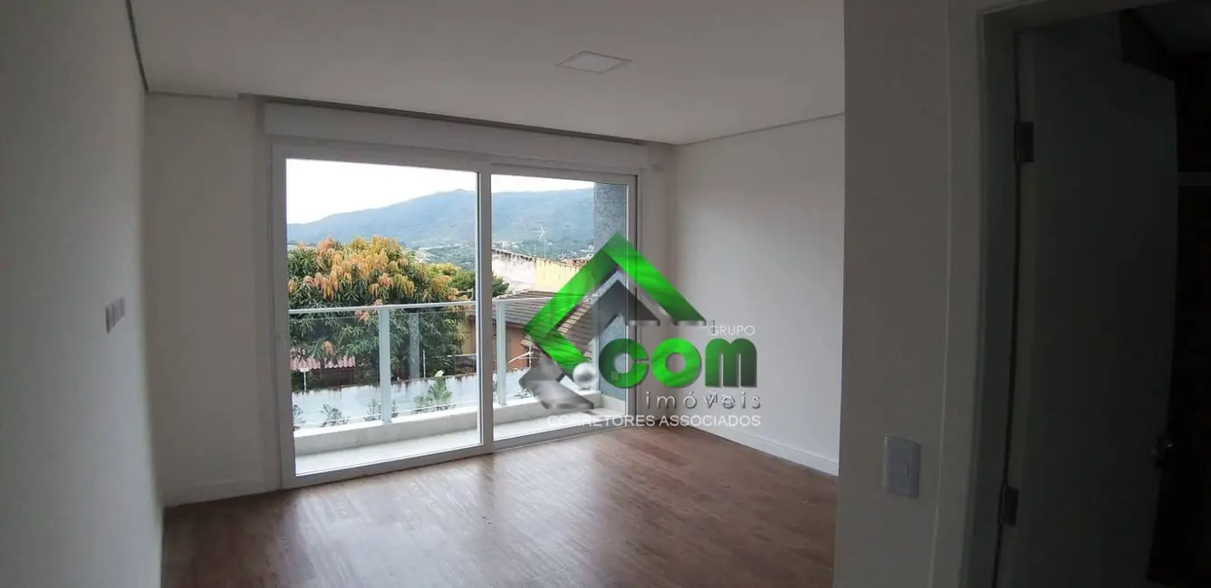 Foto 7 de Casa de Condomínio com 3 quartos para alugar, 261m2 em Nova Gardênia, Atibaia - SP