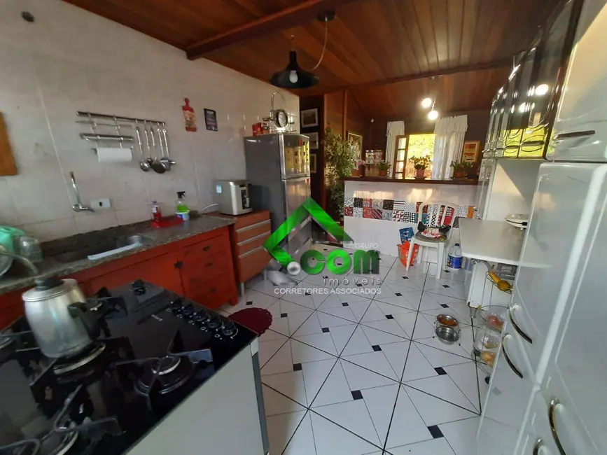 Foto 6 de Casa com 3 quartos à venda, 1000m2 em Vila Dom Pedro, Atibaia - SP