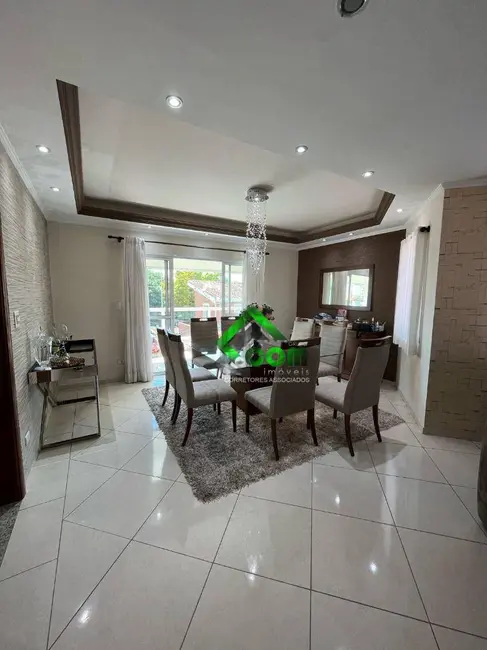 Foto 8 de Casa com 3 quartos à venda, 300m2 em Jardim do Lago, Atibaia - SP