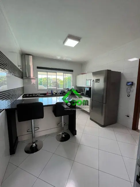 Foto 7 de Casa com 3 quartos à venda, 300m2 em Jardim do Lago, Atibaia - SP