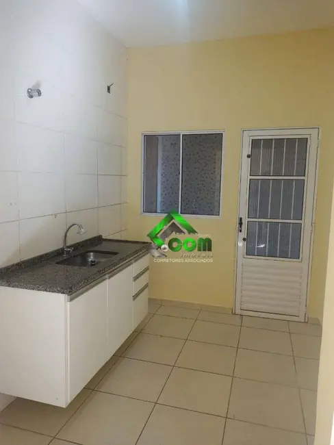 Casa com 2 quartos para alugar, 148m2 em Jardim dos Pinheiros, Atibaia - SP - imagem 5 Foto 5 de Casa com 2 quartos para alugar, 148m2 em Jardim dos Pinheiros, Atibaia - SP