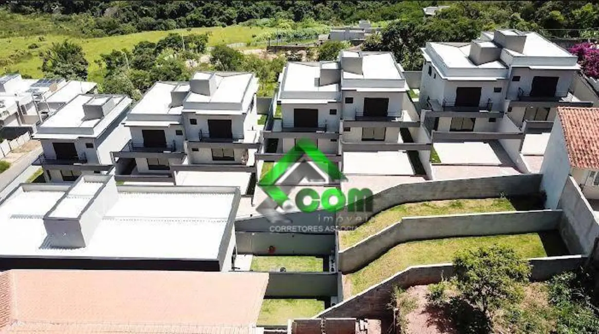 Casa de Condomínio com 3 quartos à venda, 239m2 em Jardim Paulista, Atibaia - SP - imagem 4 Foto 4 de Casa de Condomínio com 3 quartos à venda, 239m2 em Jardim Paulista, Atibaia - SP