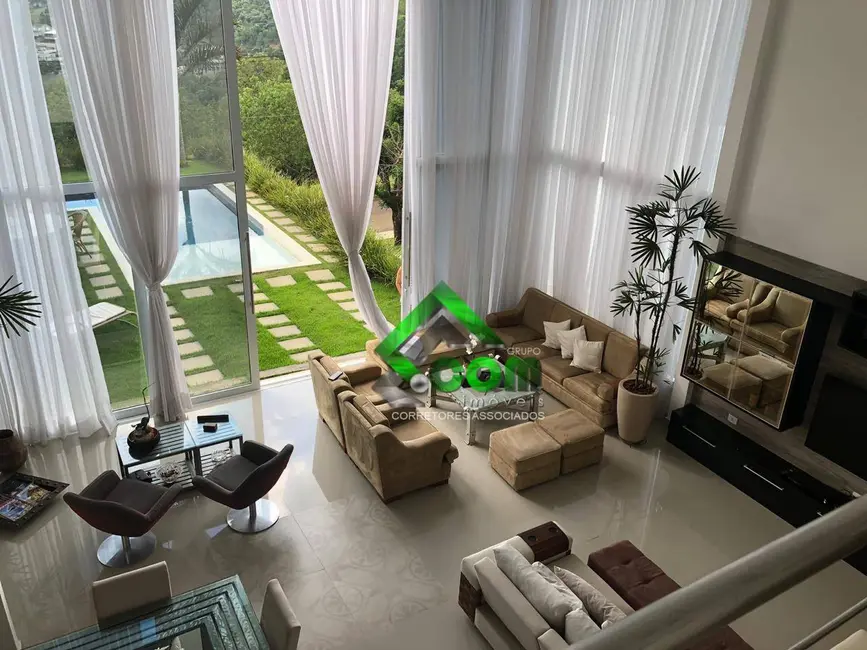 Casa de Condomínio com 4 quartos à venda e para alugar, 830m2 em Atibaia - SP - imagem 3 Foto 3 de Casa de Condomínio com 4 quartos à venda e para alugar, 830m2 em Atibaia - SP