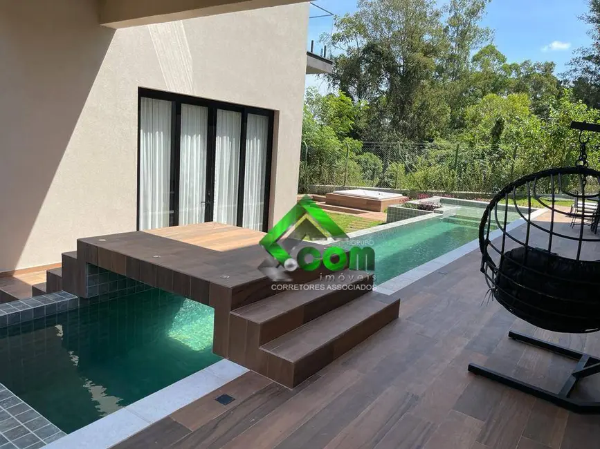 Foto 4 de Casa de Condomínio com 4 quartos para alugar, 980m2 em Condomínio Serra da Estrela, Atibaia - SP