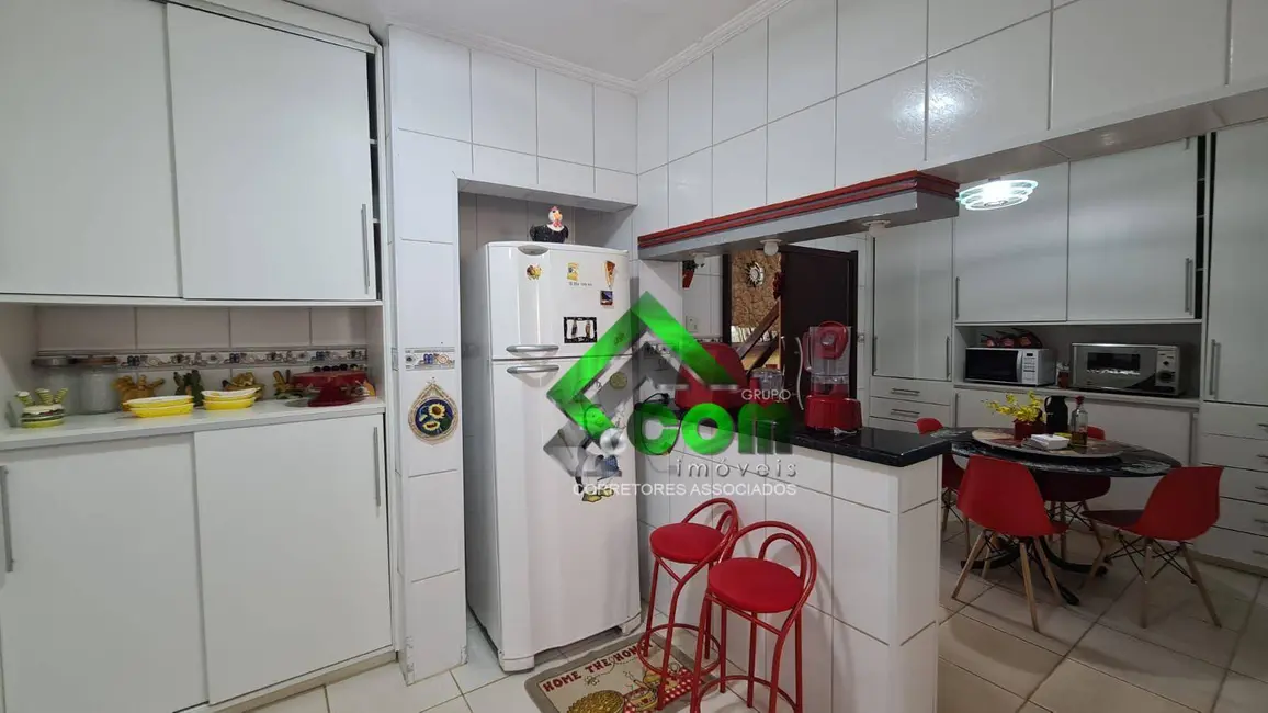 Foto 8 de Casa com 5 quartos à venda, 520m2 em Retiro das Fontes, Atibaia - SP