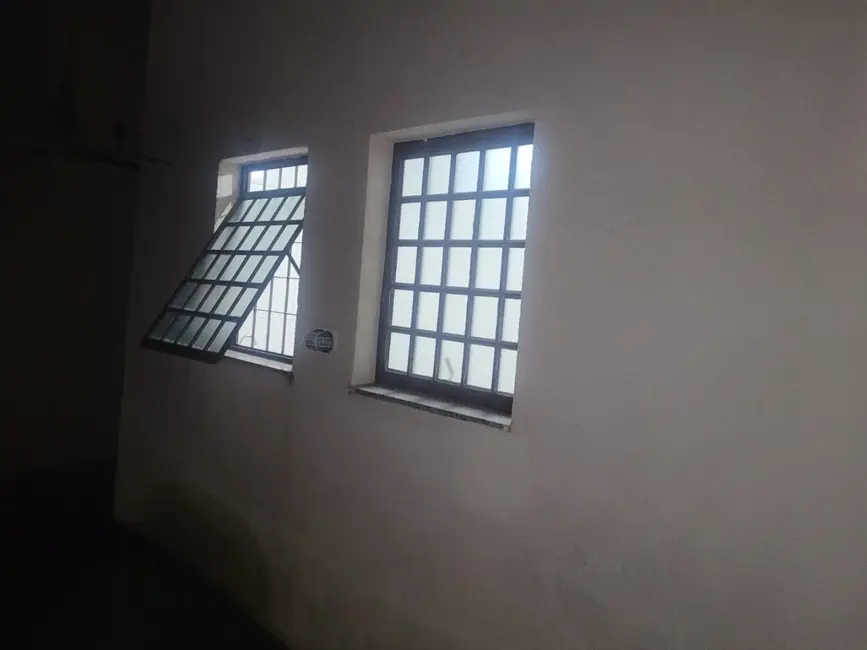 Foto 2 de Casa com 3 quartos para alugar, 300m2 em Jardim do Lago, Atibaia - SP